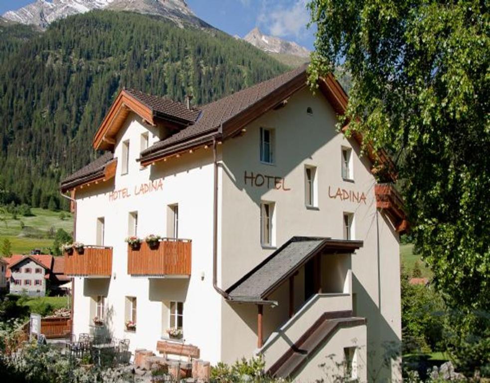 Inn Ladina 3*